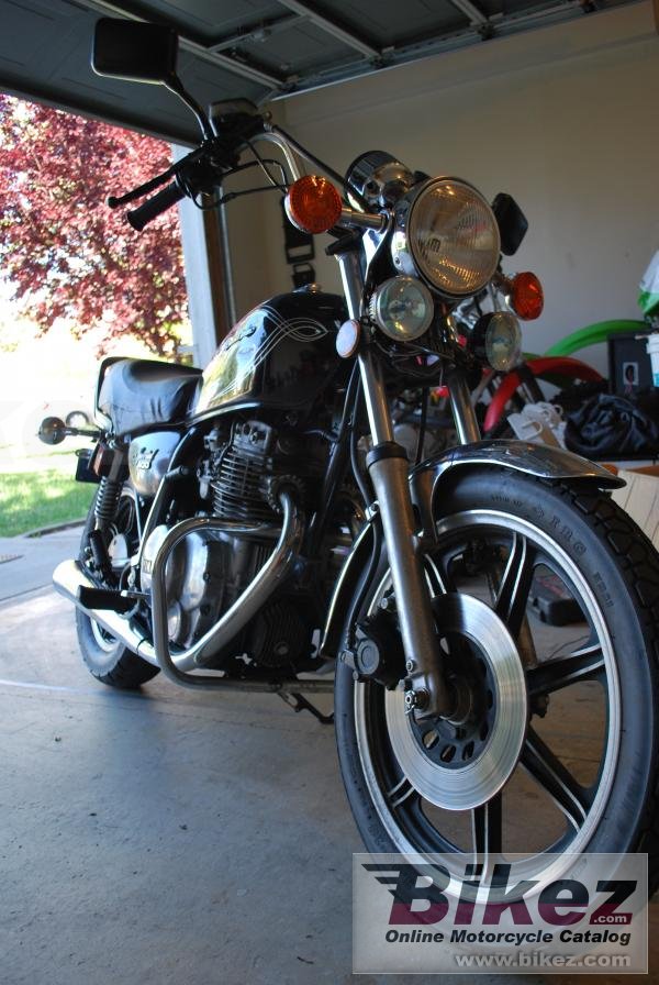 Big  xs 400 us. custom picture and wallpaper from Bikez.com